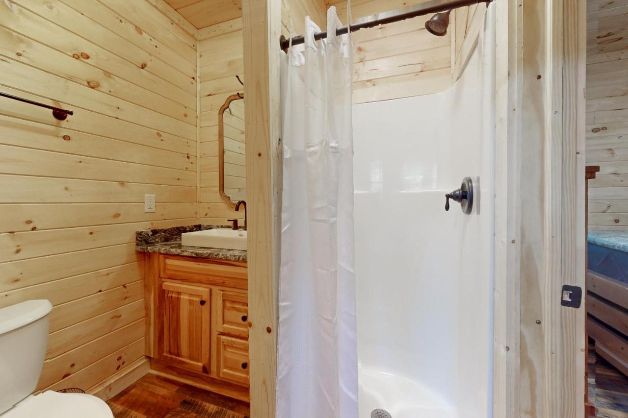 Whiskey Barrel Retreat Villa Sevierville Buitenkant foto
