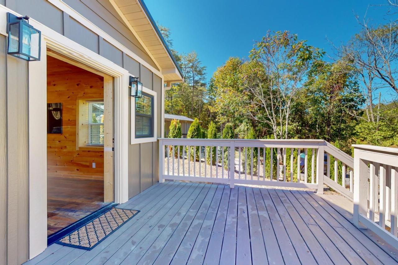 Whiskey Barrel Retreat Villa Sevierville Buitenkant foto