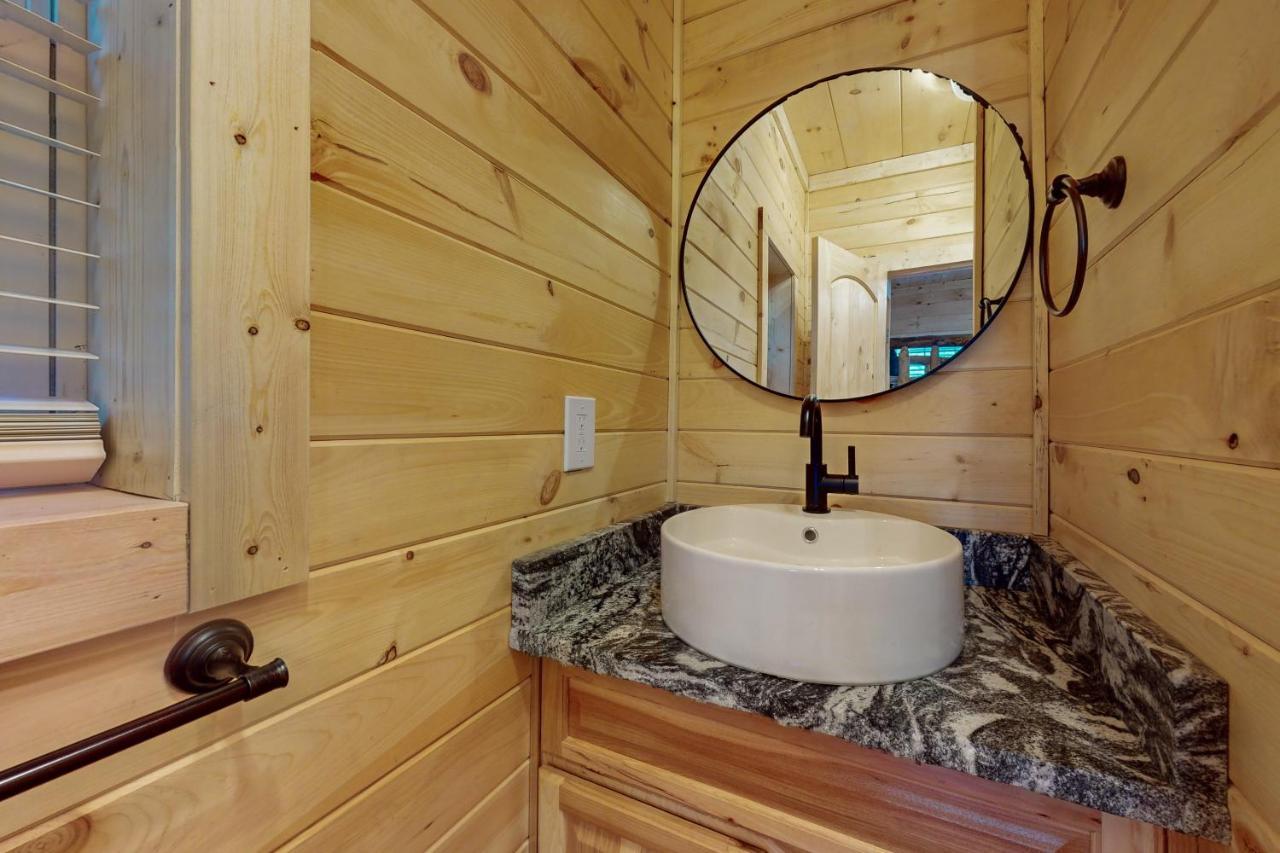 Whiskey Barrel Retreat Villa Sevierville Buitenkant foto
