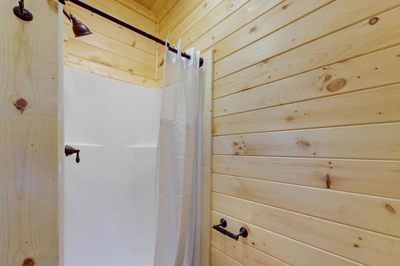 Whiskey Barrel Retreat Villa Sevierville Buitenkant foto