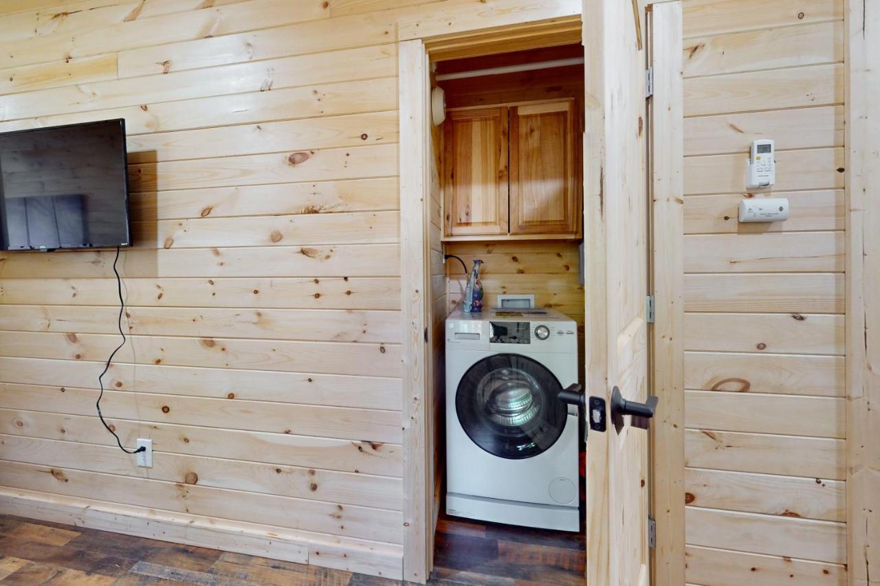 Whiskey Barrel Retreat Villa Sevierville Buitenkant foto