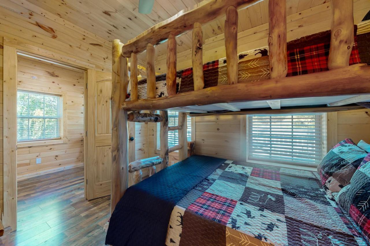 Whiskey Barrel Retreat Villa Sevierville Buitenkant foto